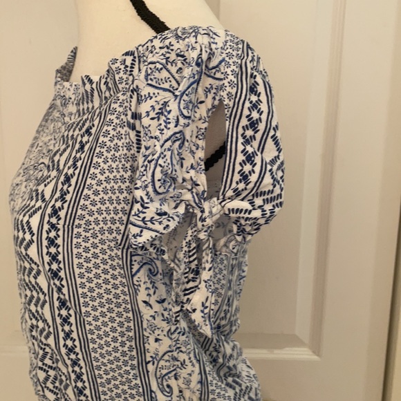 Lulu’s Blue Bandanna Print Off the Shoulder Top - Picture 5 of 8